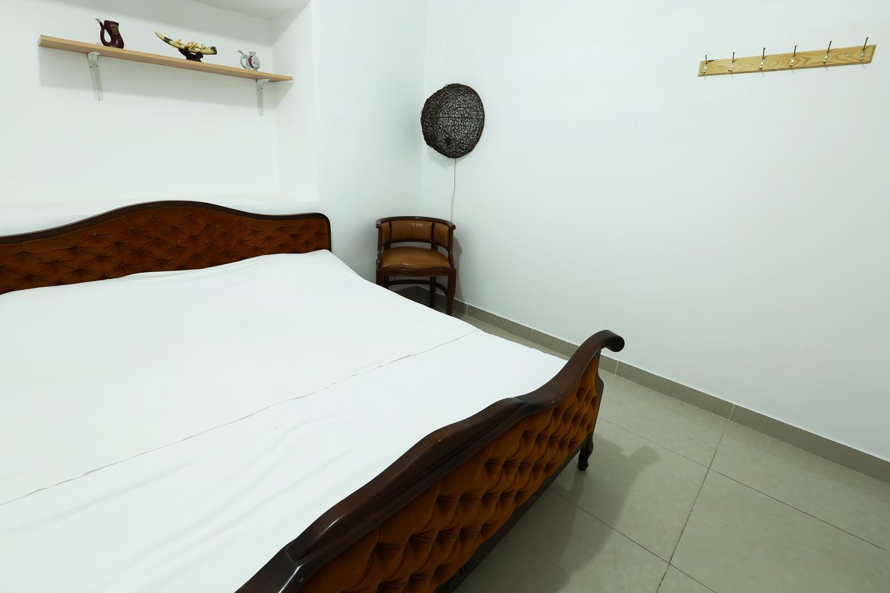 Byron Hostel Yerevan Luaran gambar