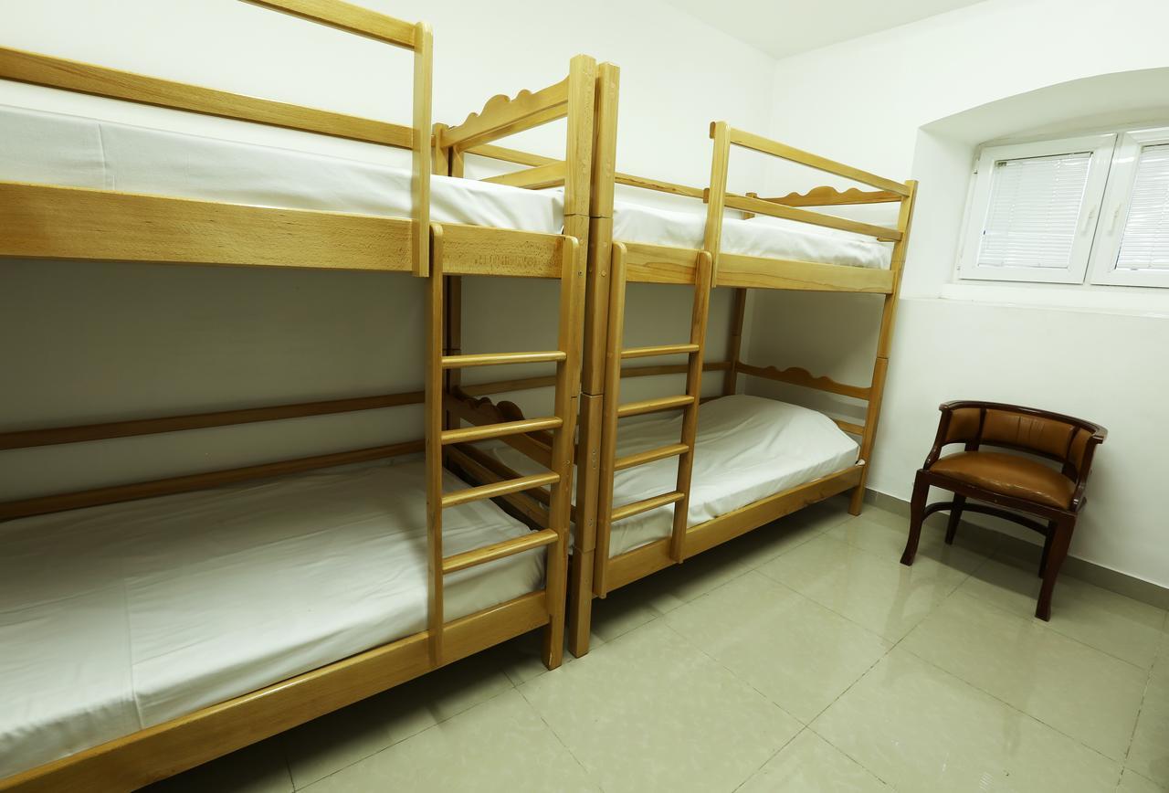 Byron Hostel Yerevan Luaran gambar