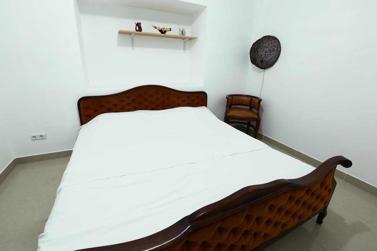 Byron Hostel Yerevan Luaran gambar
