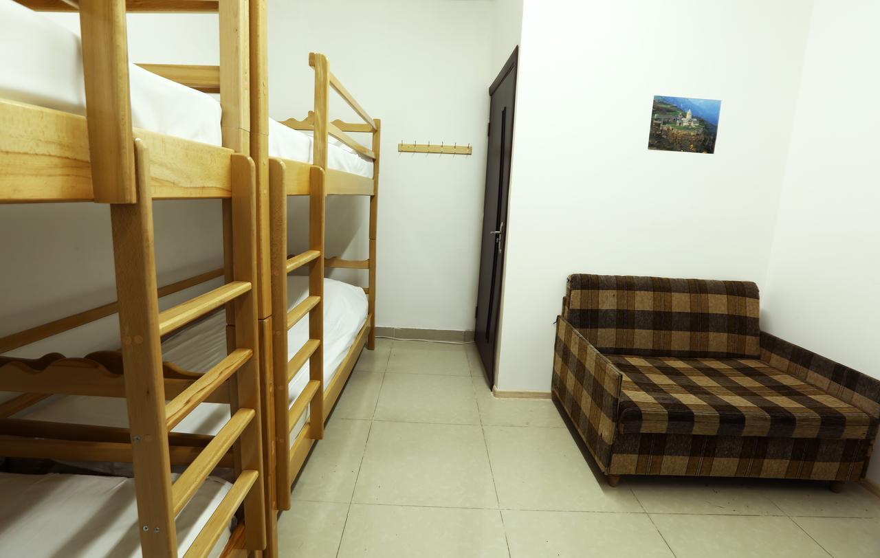 Byron Hostel Yerevan Luaran gambar